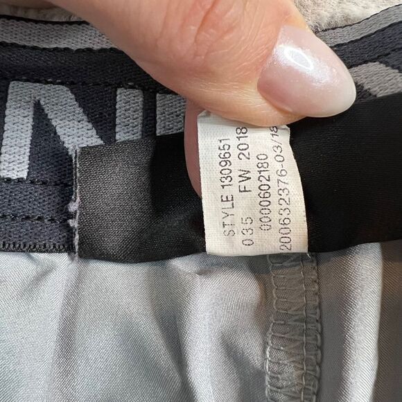 Under Armour Heat Gear Gym Shorts Mens Small Loose Fit Elastic Waist Pockets - Picture 4 of 9